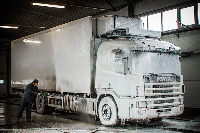 Truck Wash Auckland | Clean Bees